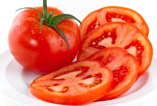 Cà chua rất giàu vitamin C cà chua đẹp da