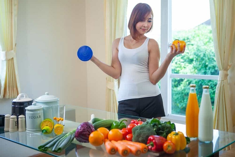 Một chế độ ăn uống để có làn da đẹp là ưu tiên rau xanh và trái cây